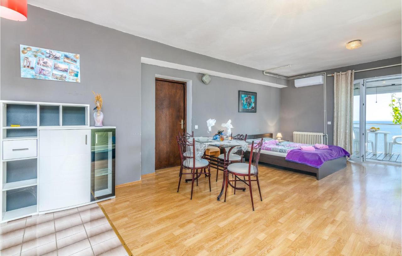 Lovely Apartment In Stara Baska With Wifi Bagian luar foto
