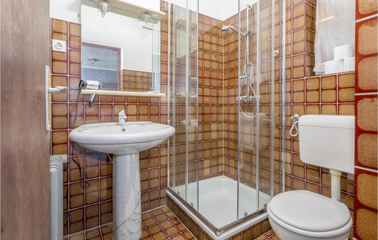 Lovely Apartment In Stara Baska With Wifi Bagian luar foto